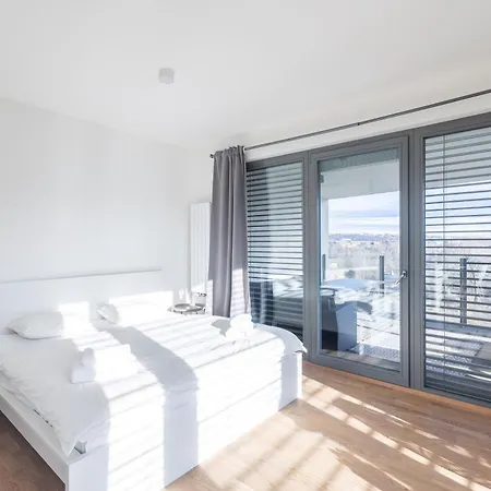 Cozy With Balcony